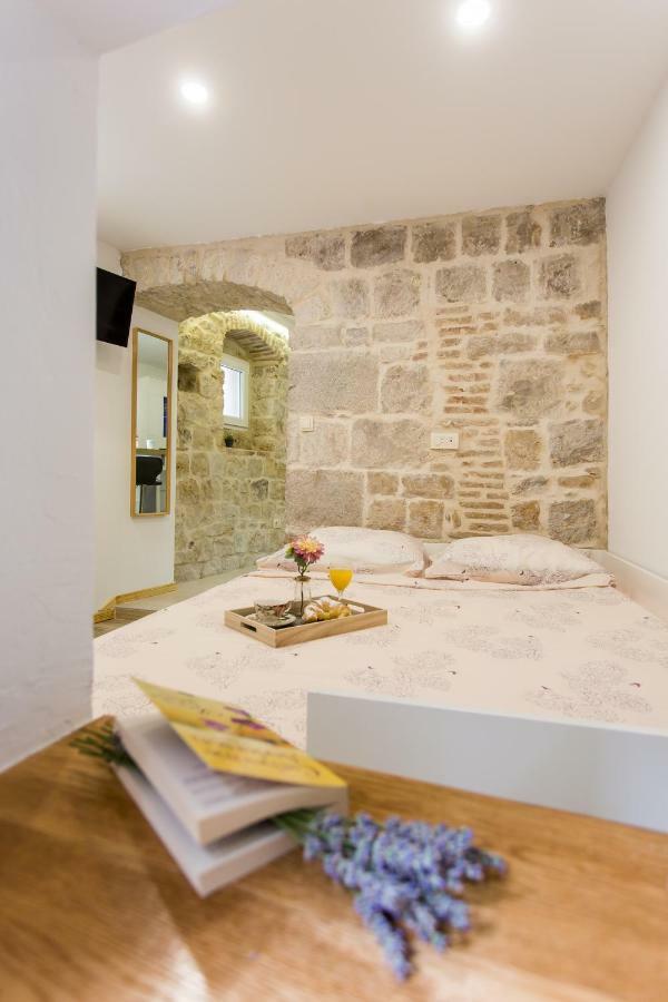 Studio Apartman "Brce" Kaštela المظهر الخارجي الصورة
