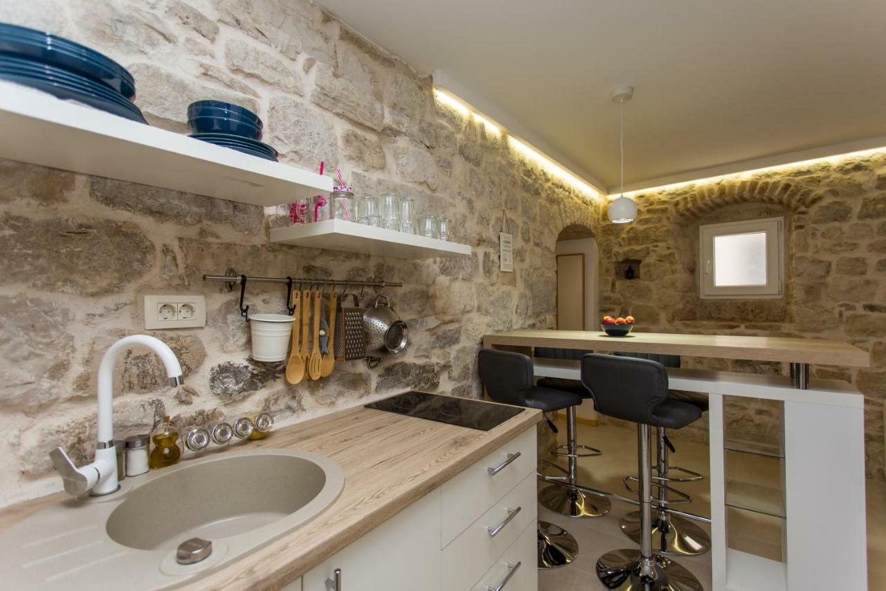 Studio Apartman "Brce" Kaštela المظهر الخارجي الصورة